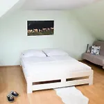 Miedzy Owcami - Rowery Elektryczne I Ognisko Z Gitara Apartment