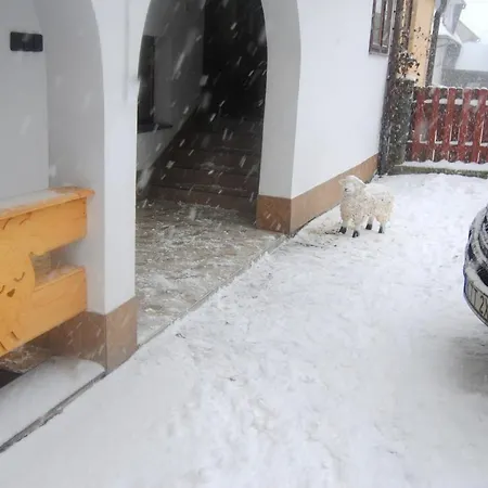 Miedzy Owcami Sromowce Wyzne
