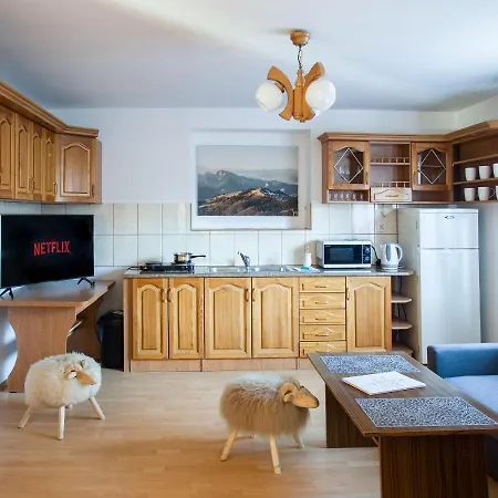 Miedzy Owcami スロモフツェ・ビジネ